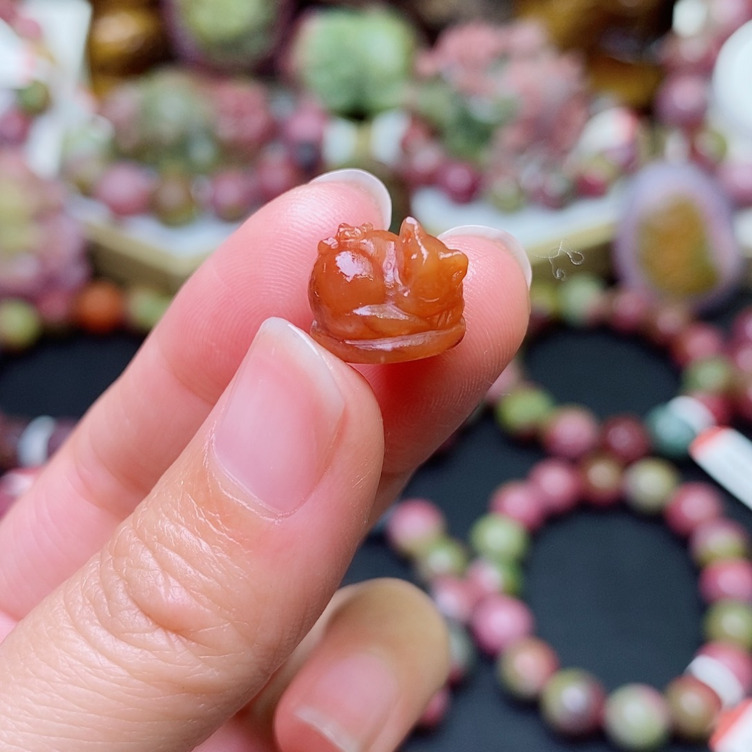 玛瑙/玉髓珠宝奇石未镶嵌盐源玛瑙定制