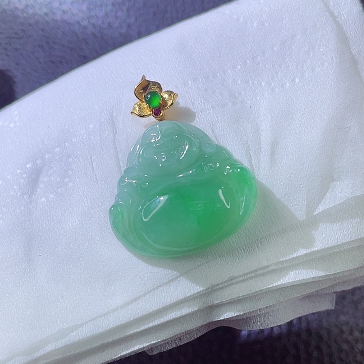 翡翠颈饰18K金镶嵌翡翠