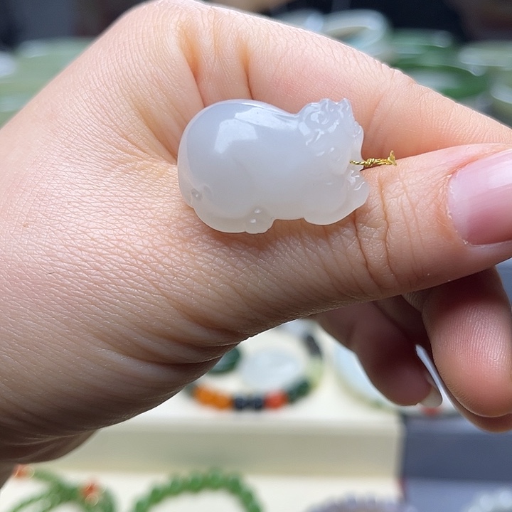 和田玉颈饰未镶嵌