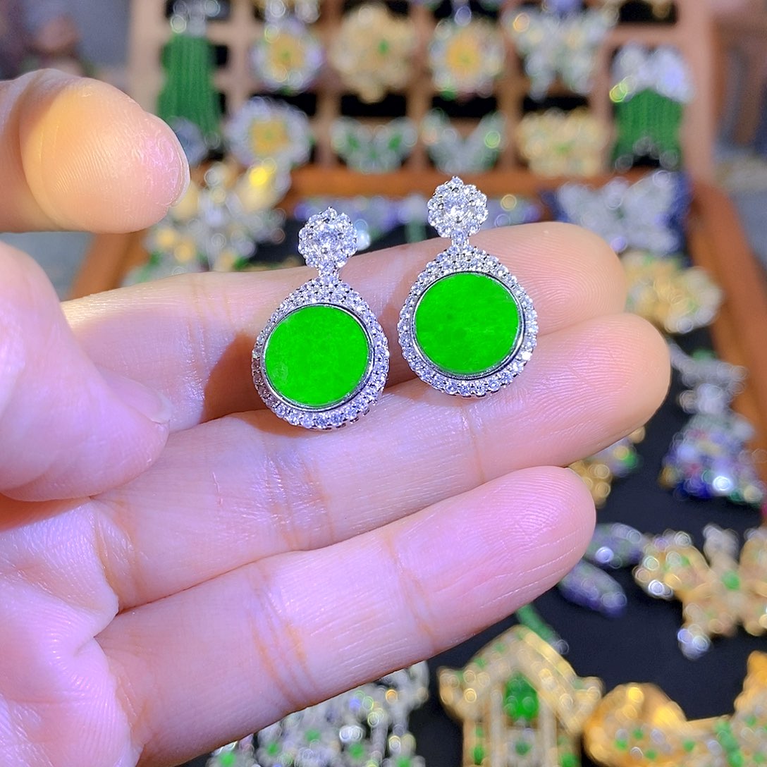 吊坠(不含链)银S925镶嵌翡翠多样性发其一