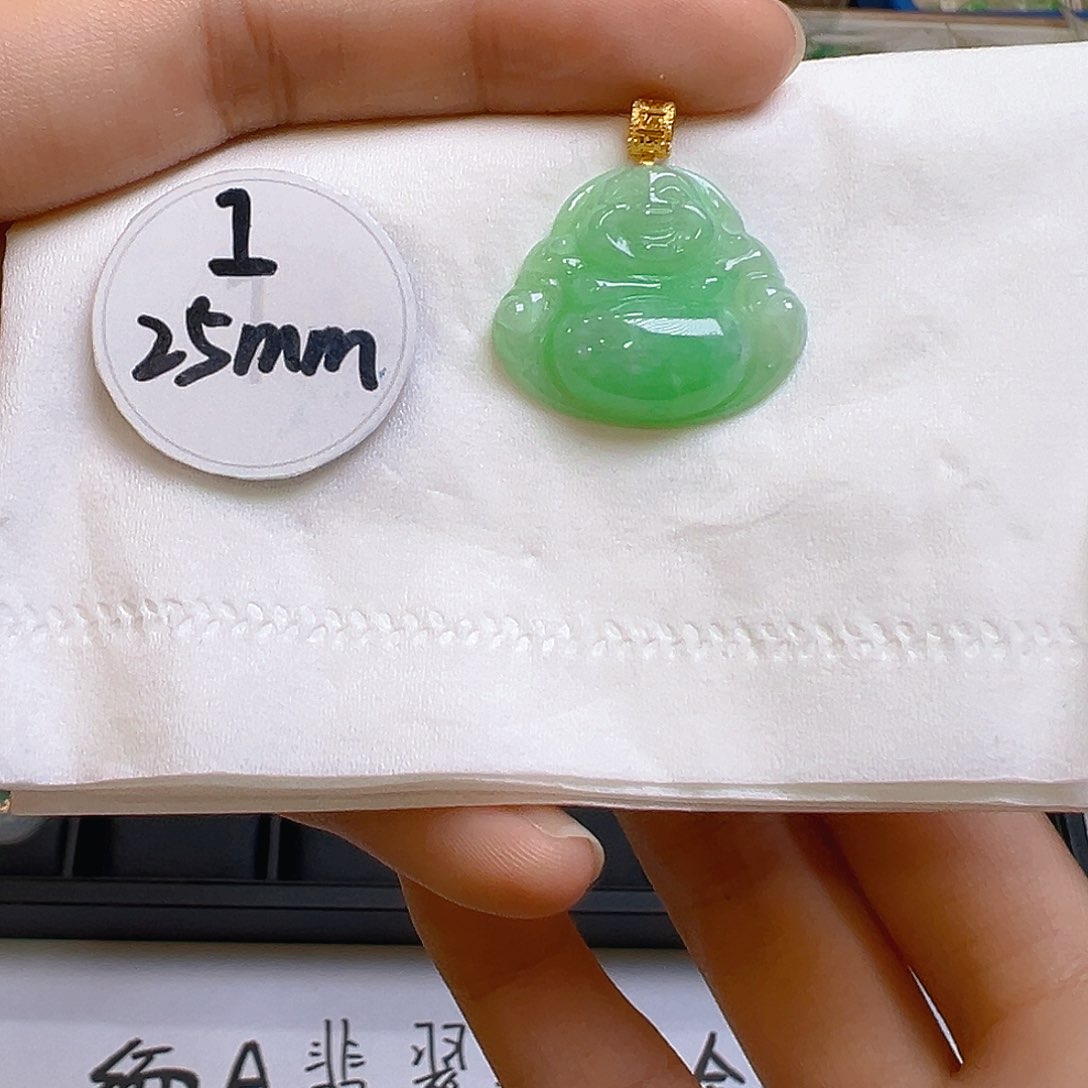 翡翠颈饰18K金镶嵌翡翠