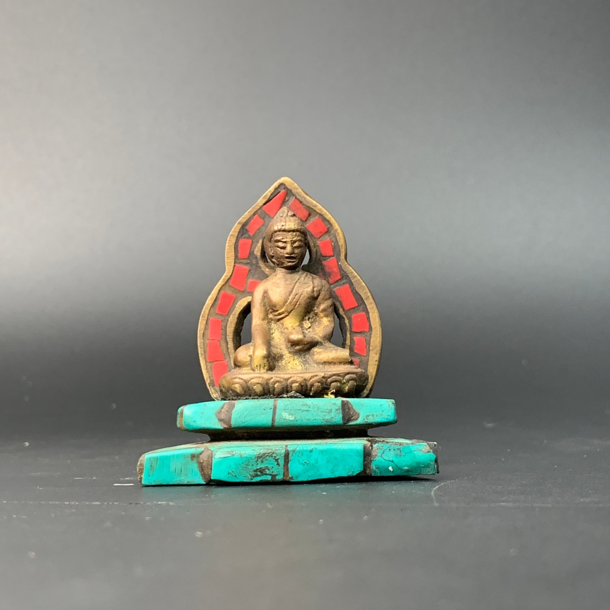 清代·释迦摩尼坐像65.3mm 169gHVV25HVV0718044