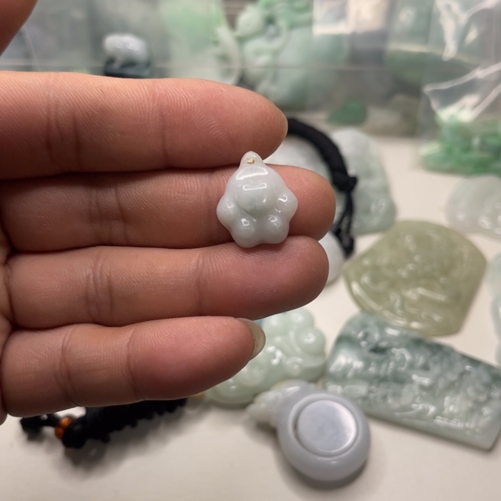 颈饰未镶嵌翡翠翡翠