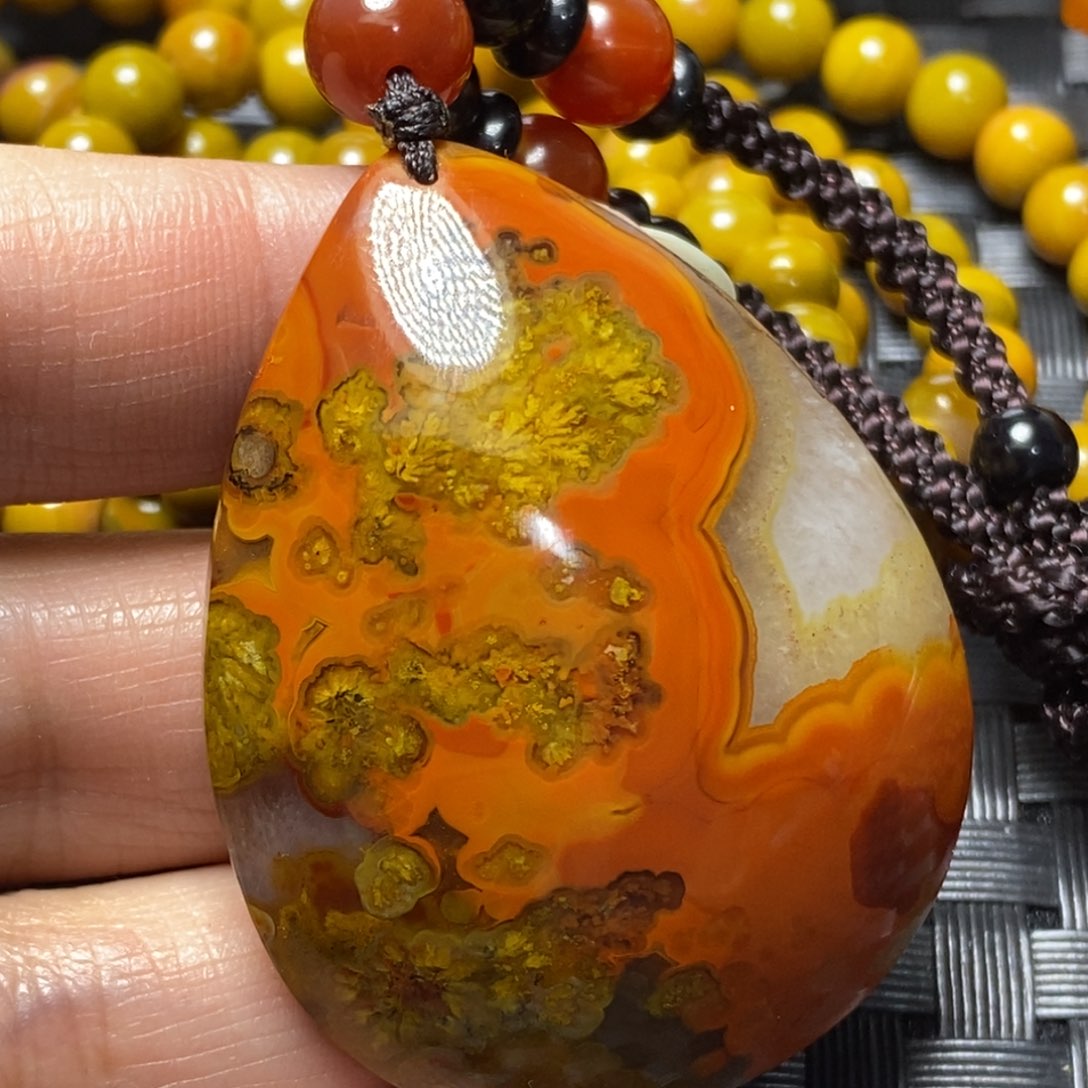 玛瑙/玉髓颈饰未镶嵌樱*树