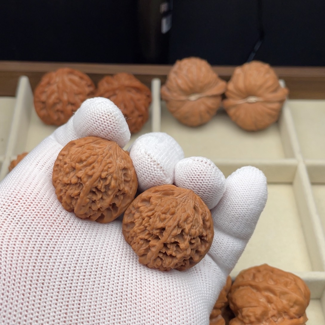 文玩核桃把件满天星