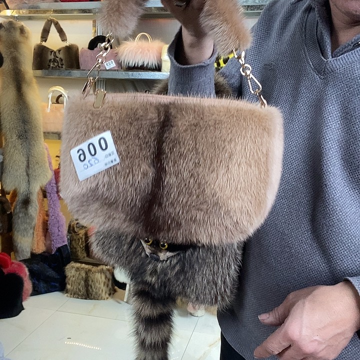 娃叔皮草水貂毛饭盒包