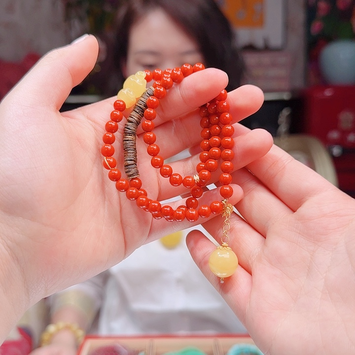 南红玛瑙手链18K金镶嵌手串