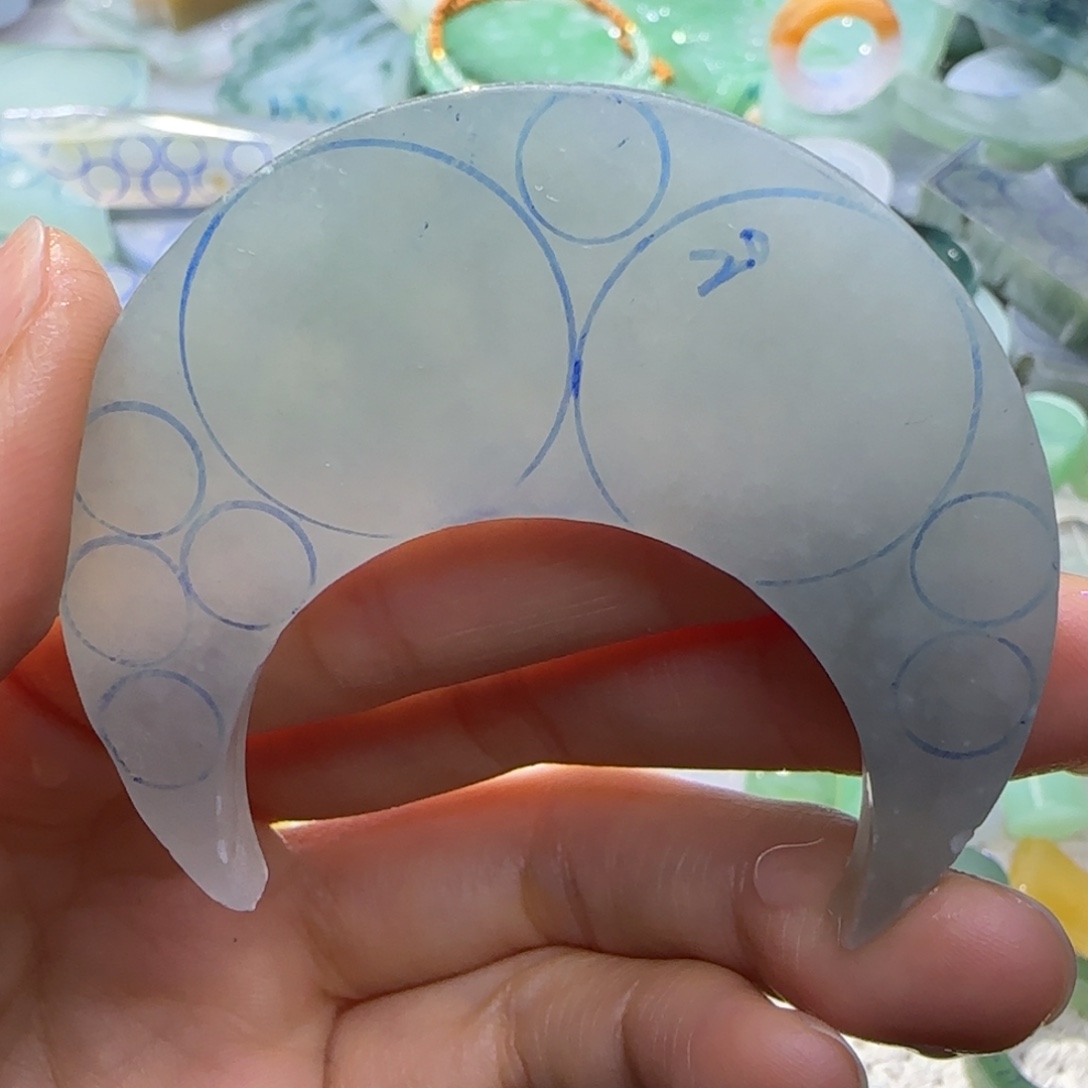 定制翡翠未镶嵌翡翠