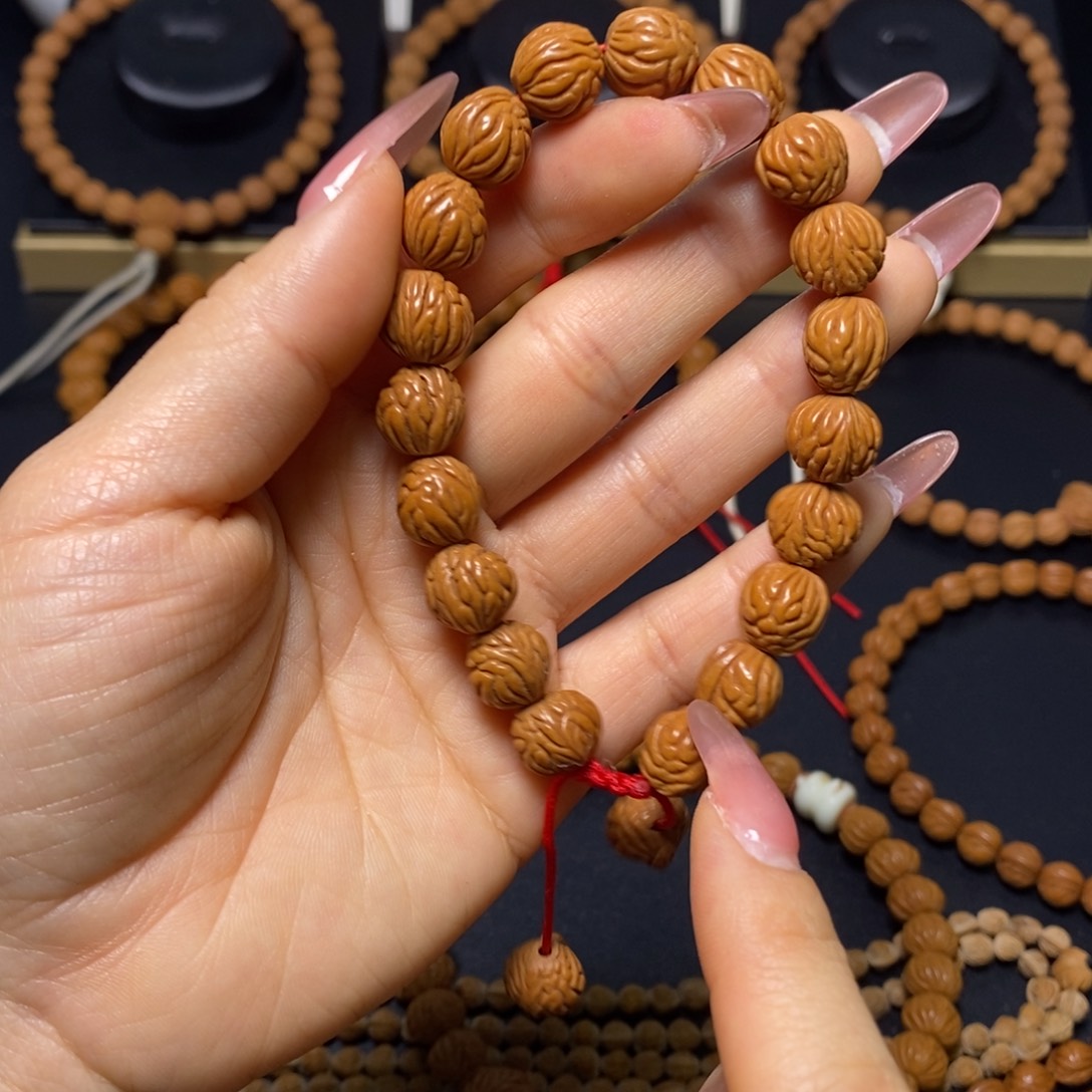 桃核吊坠秦岭文玩