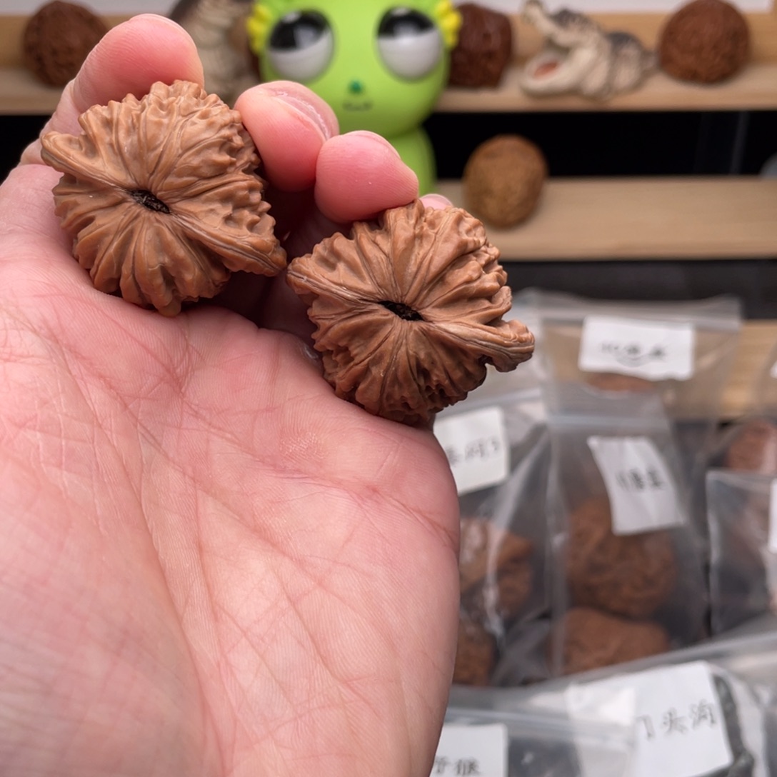 文玩核桃把件白*41尺全品汉高楼