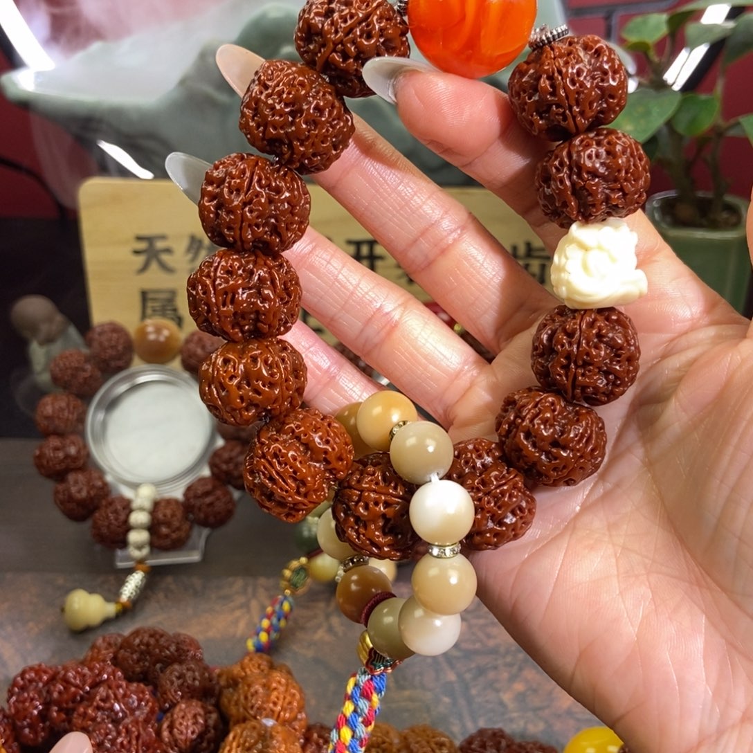 金刚菩提吊坠521。               