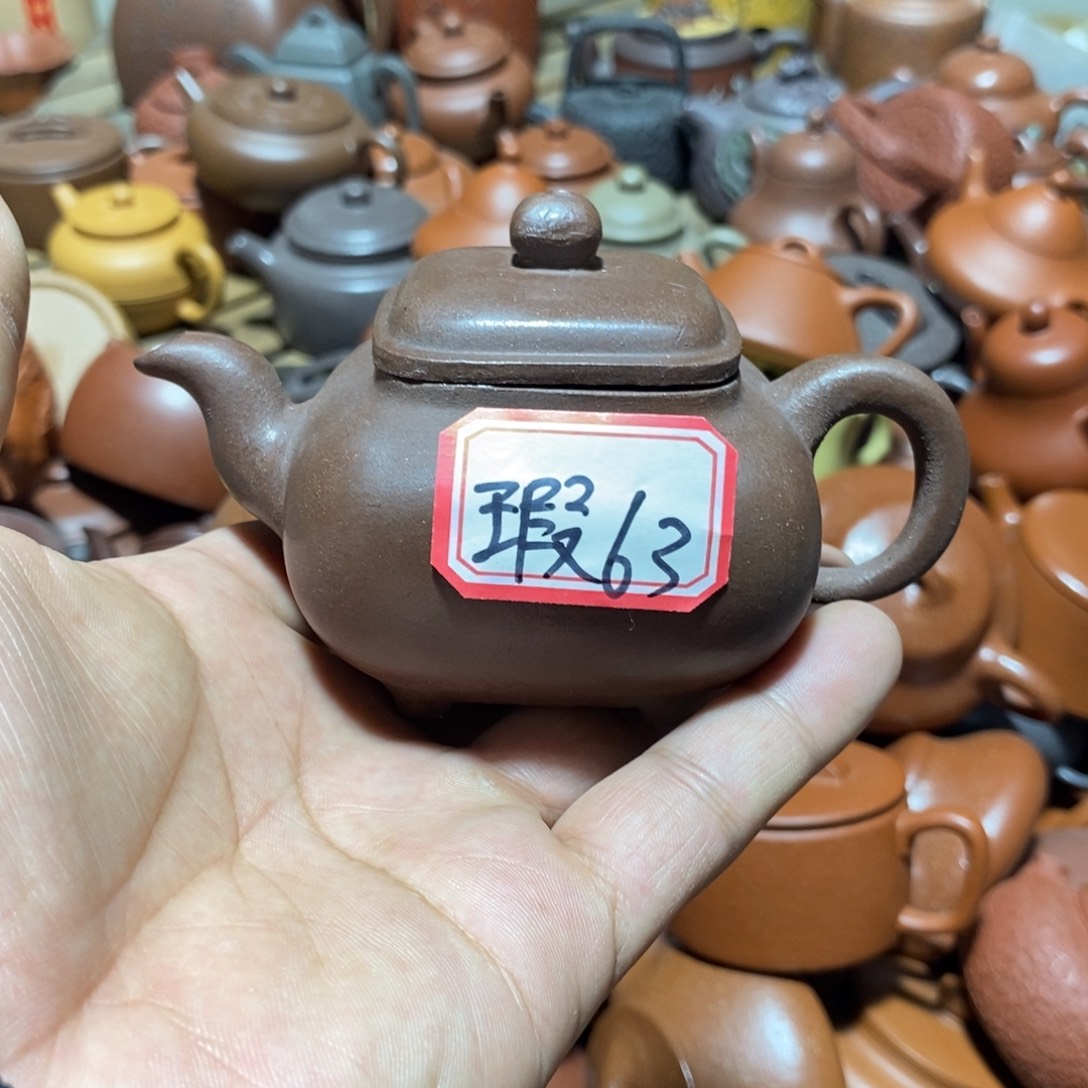 紫砂茶壶欢迎各位光临