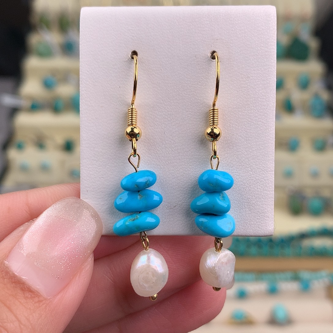 无***心绿松石未镶嵌耳饰