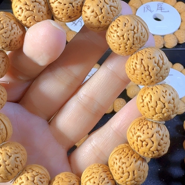 B***x桃核吊坠苹果桃核