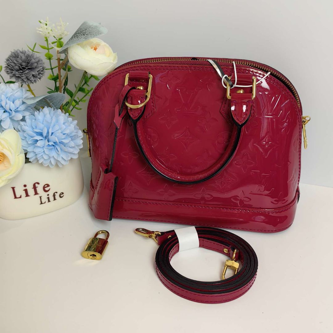 95新 LouisVuitton/路易威登 LV玫红色漆皮贝壳bb单肩包16143659