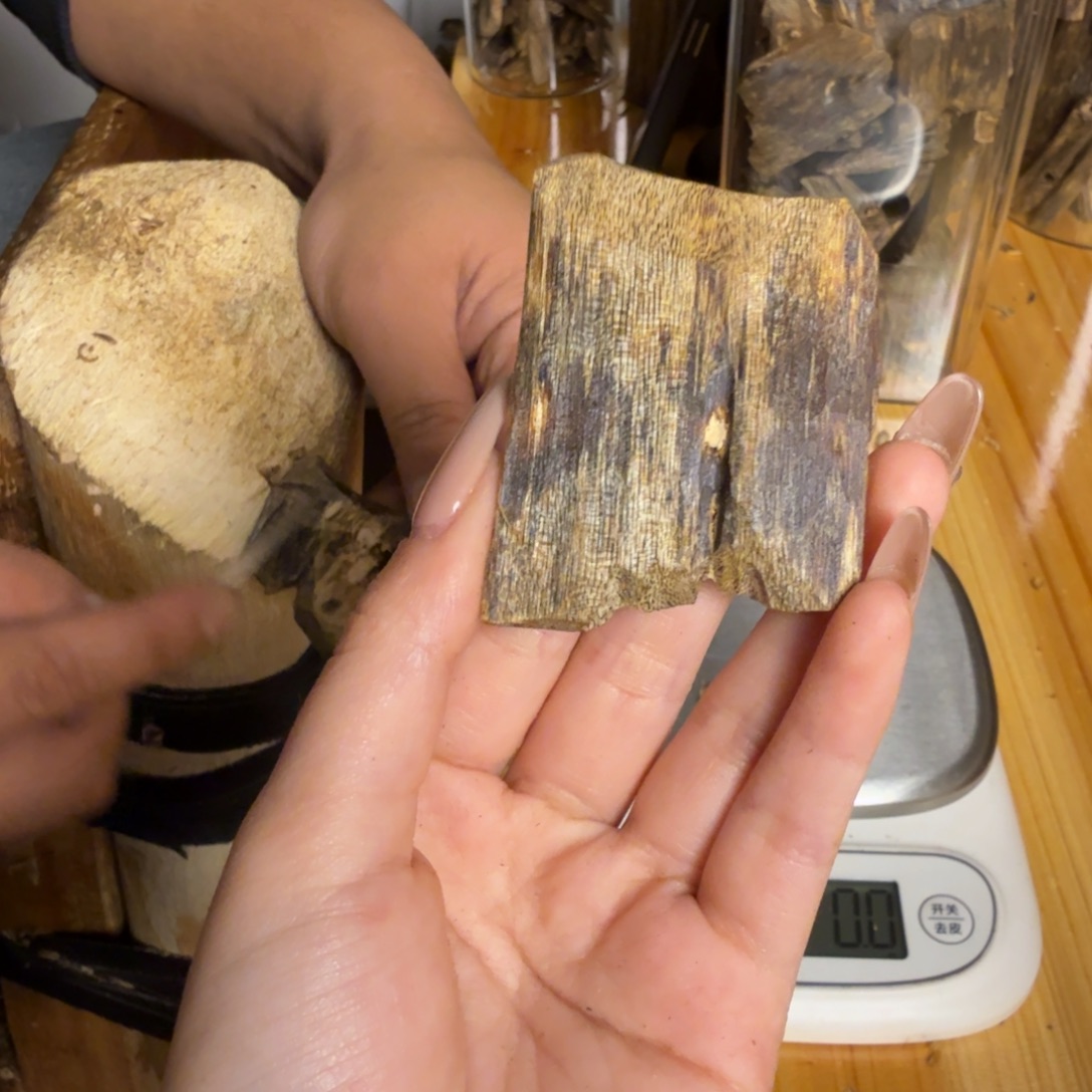 沉香白奇颗粒11克