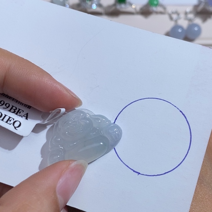 翡翠颈饰18K金镶嵌…