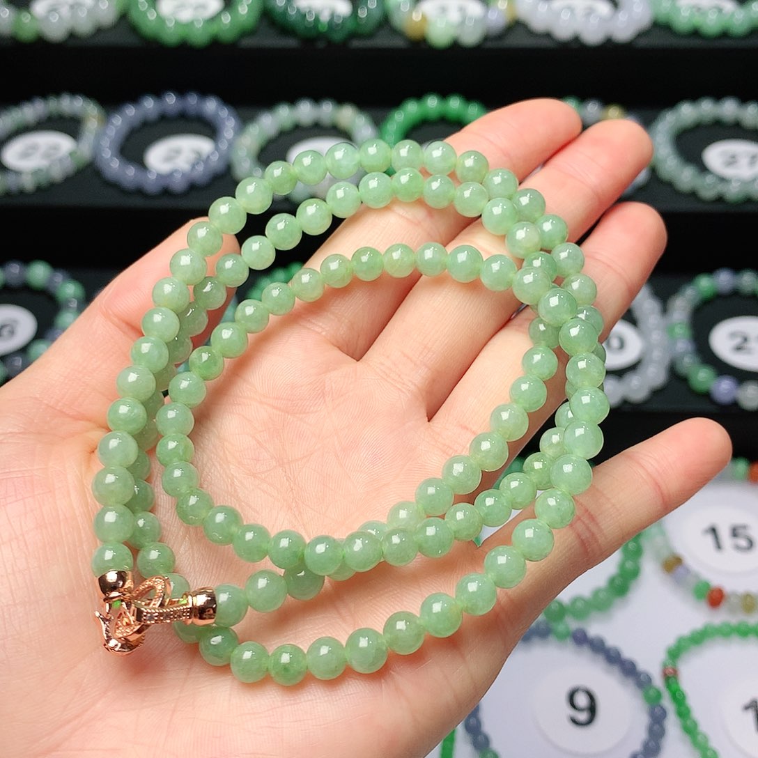 翡翠手链未镶嵌翡翠