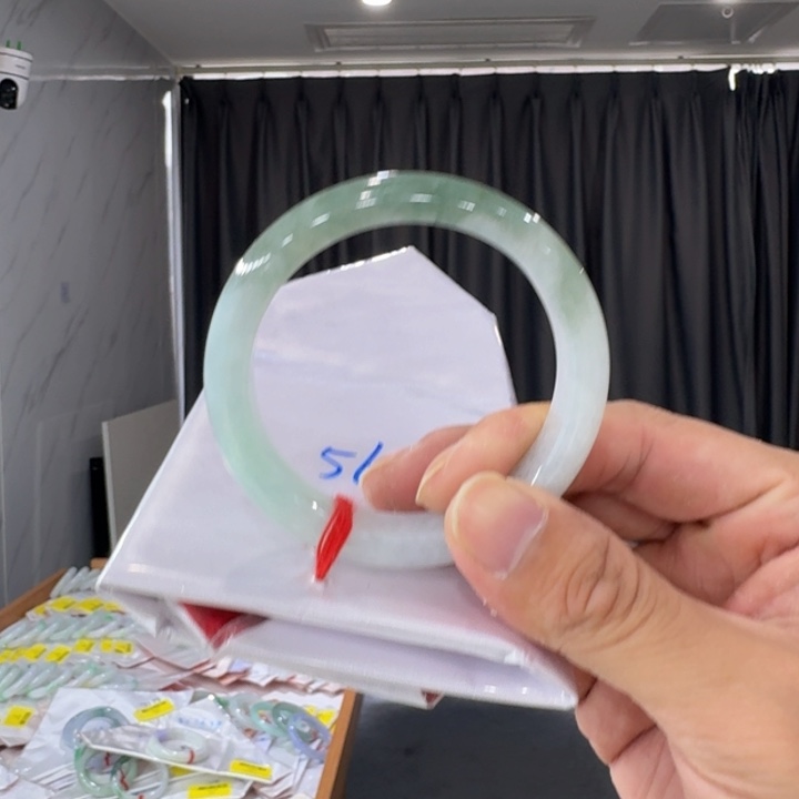 翡翠手镯未镶嵌纯天然缅甸翡翠a货