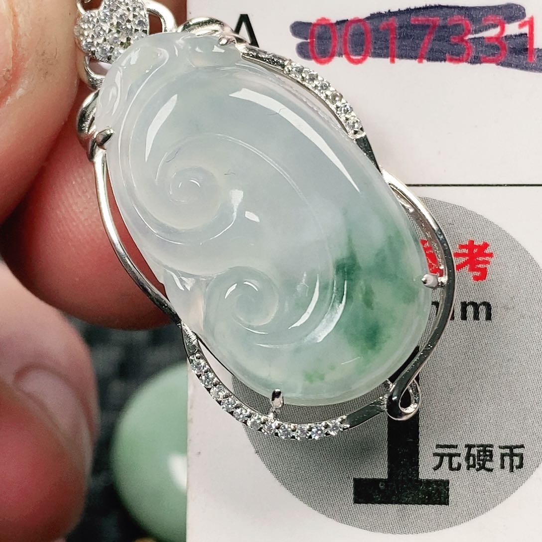 翡翠吊坠(不含链)未镶嵌