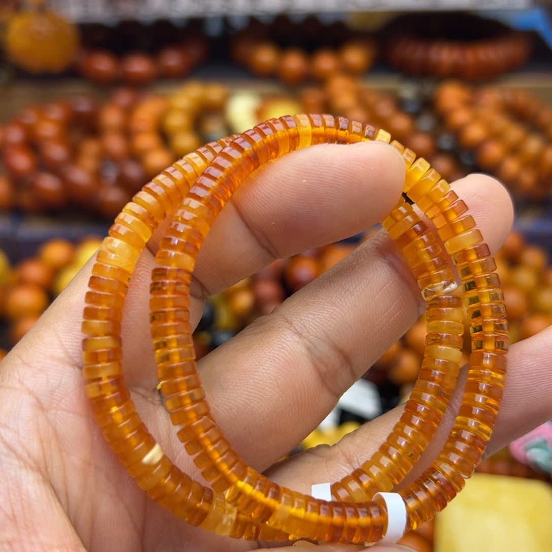 未镶嵌琥珀珠宝奇石多样性发其一