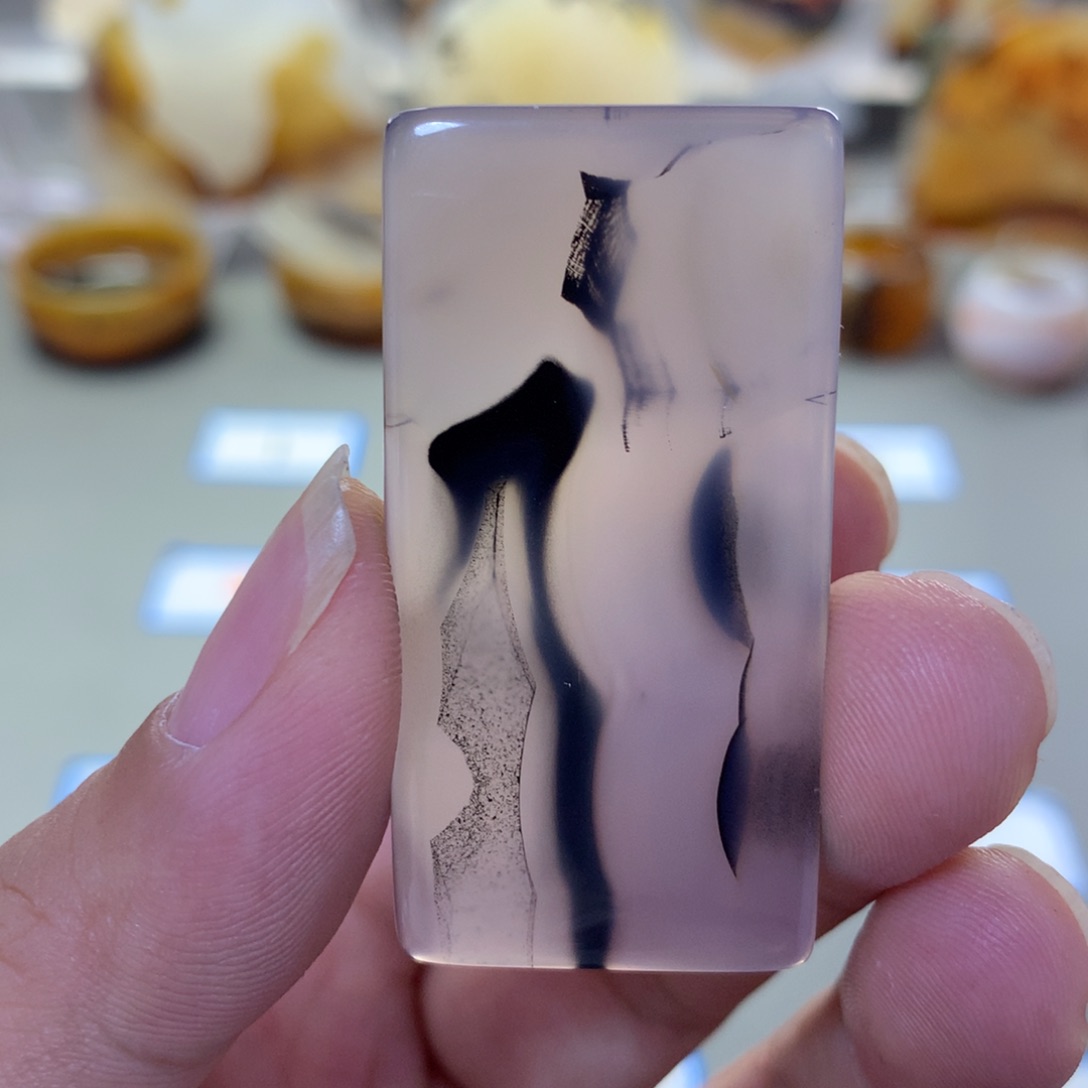 玛瑙/玉髓颈饰未镶嵌春**漫