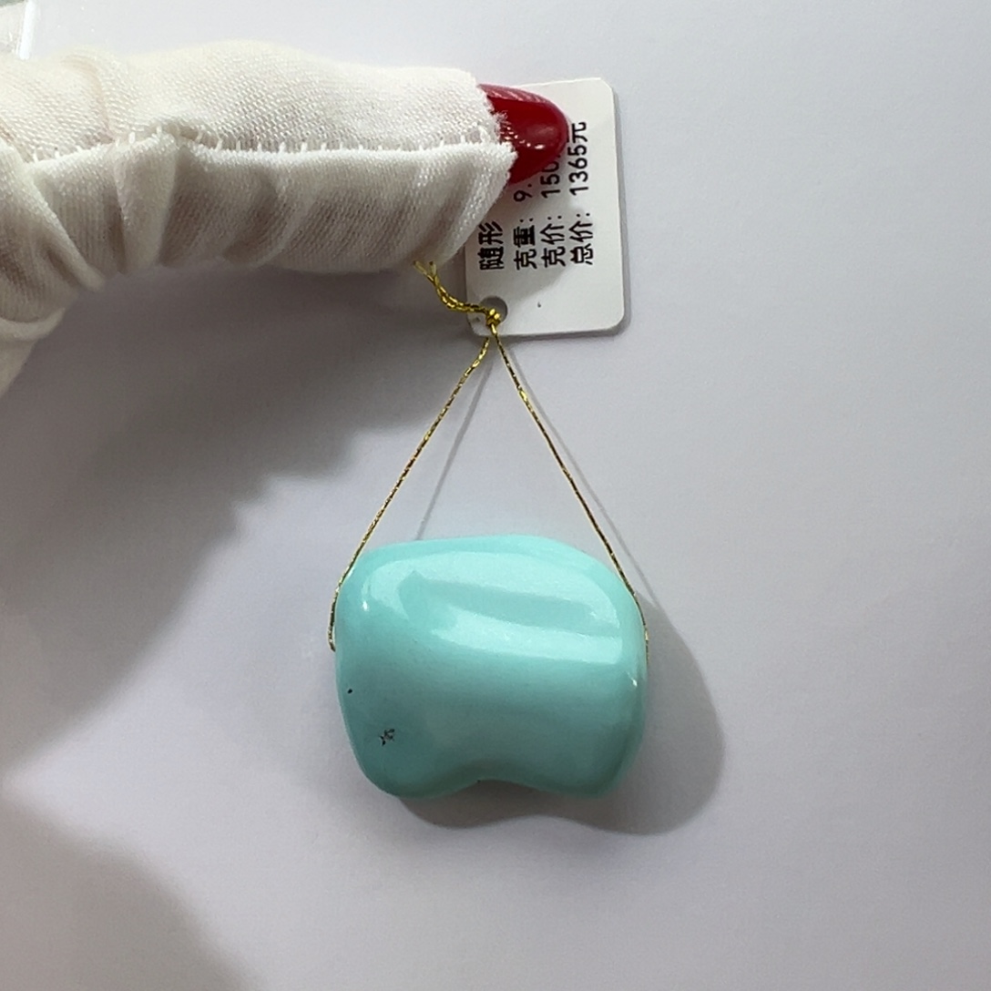 绿松石未镶嵌挂件