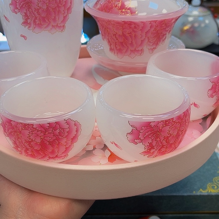 段泥茶杯啦啦咯兔兔我组图小心翼翼小心翼翼