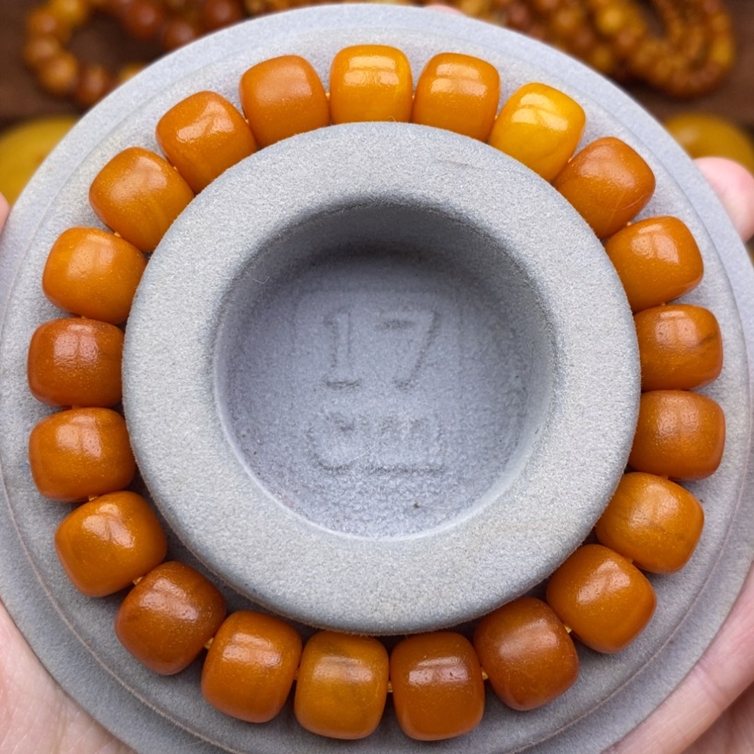 琥珀珠宝奇石未镶嵌