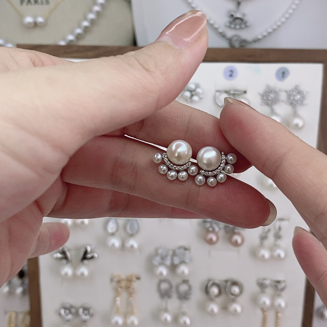合金耳饰淡水珍珠