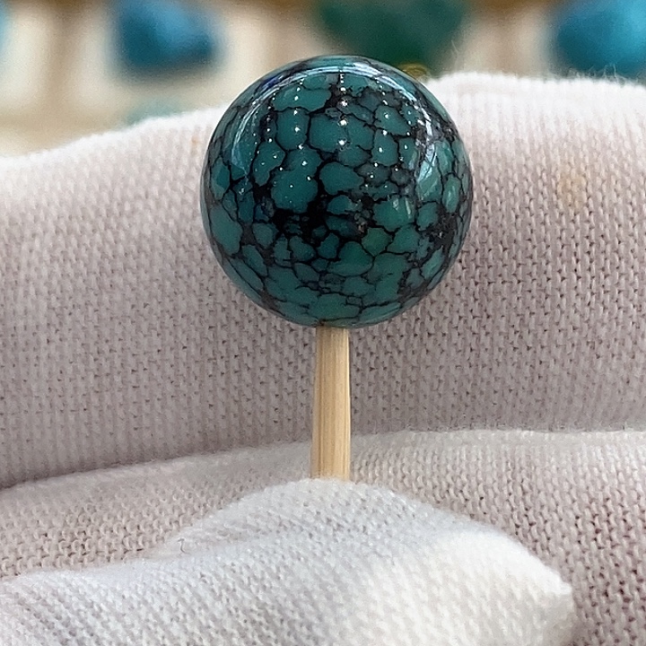 绿松石未镶嵌珠宝奇石12