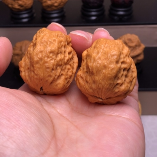 文玩核桃把件龙脊妖蟾23