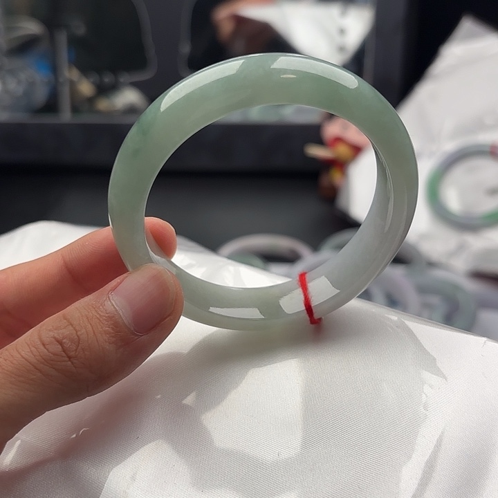 翡翠未镶嵌手镯5758 117