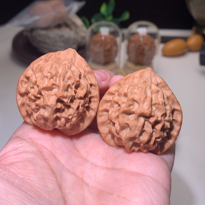 文玩核桃把件龙鳞