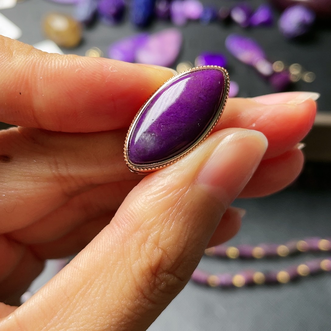 苏纪石（舒俱来）盒子银S925镶嵌