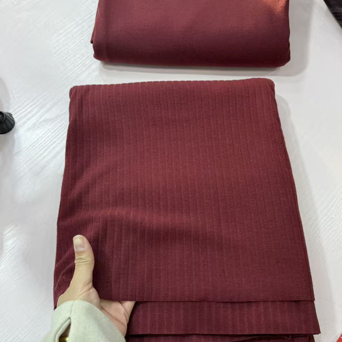 布料深红经典条恒源小祥1-1.2-1.5米多拍连裁