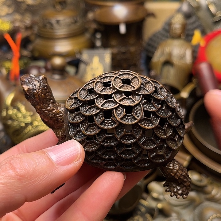 精美铜器批发档口