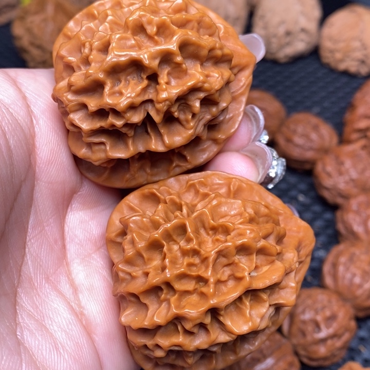 吊坠文玩核桃秦岭野生32