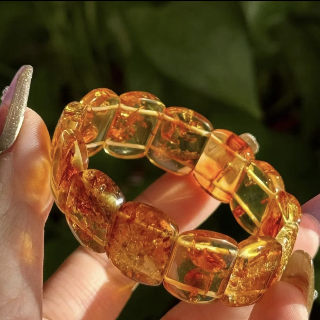 A8ZH018-特级精品手串（配玻璃盒）