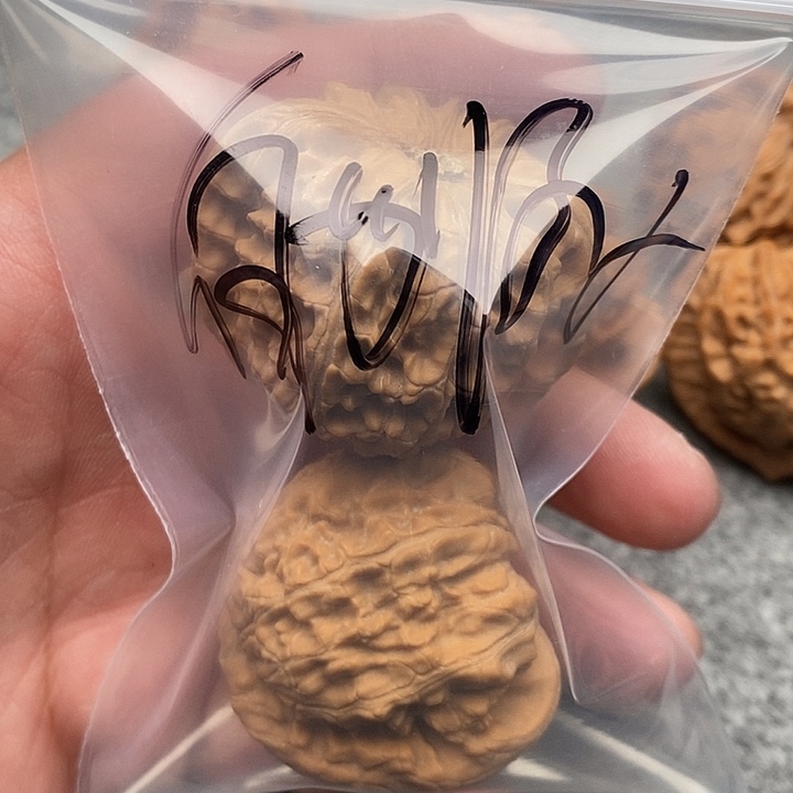 大***5吊坠文玩核桃三棱