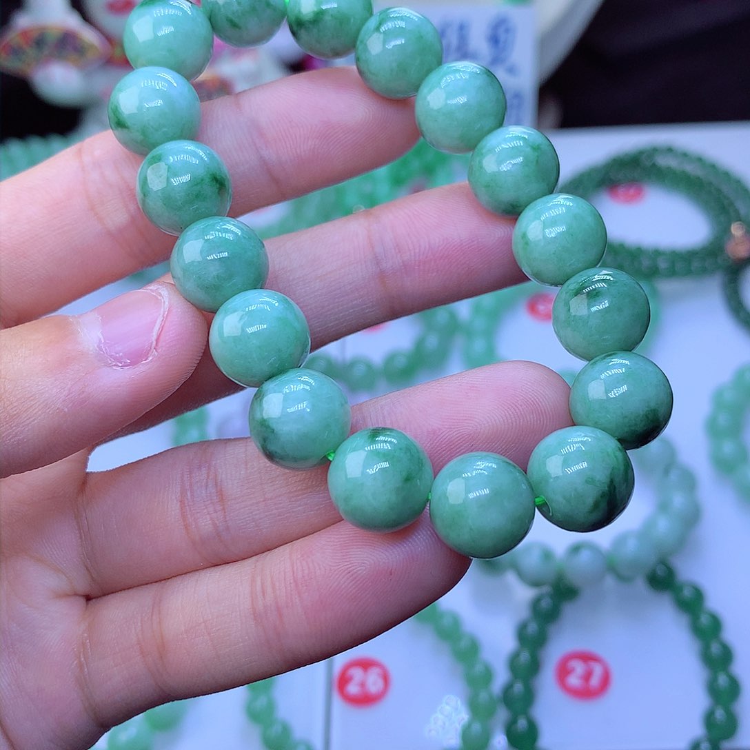 翡翠毛衣链未镶嵌