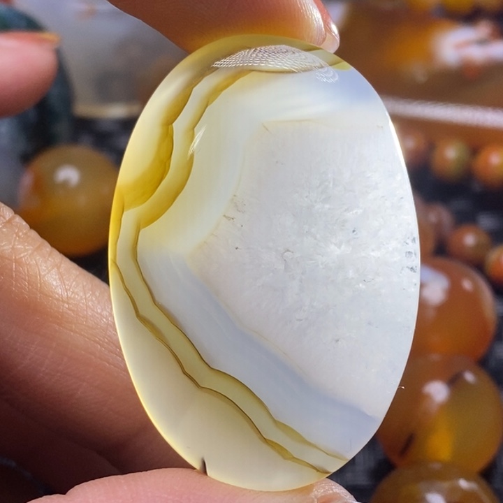 玛瑙/玉髓颈饰未镶嵌