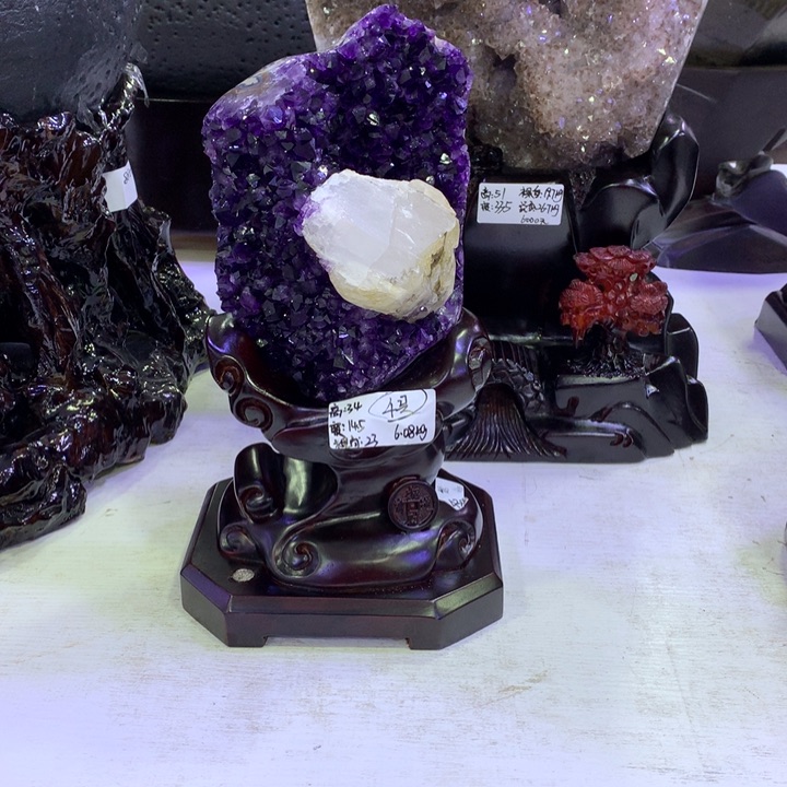 紫晶大型摆件（非配饰）未镶嵌