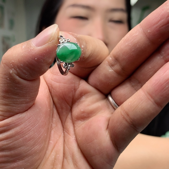 石英质玉戒指未镶嵌1