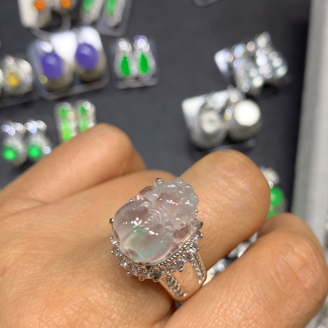 定制翡翠未镶嵌时尚买断不退