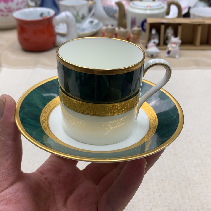 瓷片这份礼物送给你们在