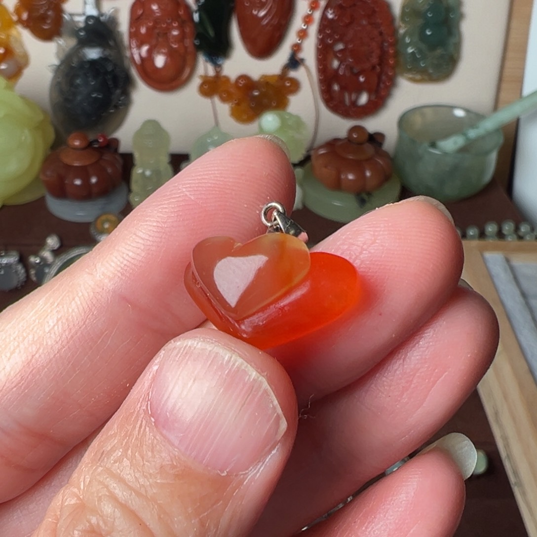 蛇纹石玉吊坠(不含链)未镶嵌