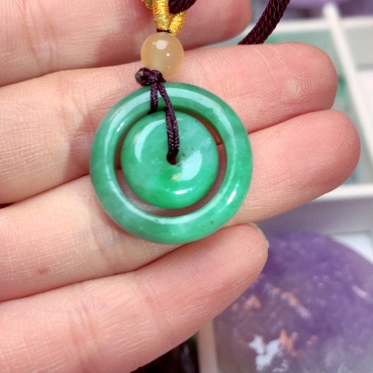 翡翠吊坠(不含链)未镶嵌