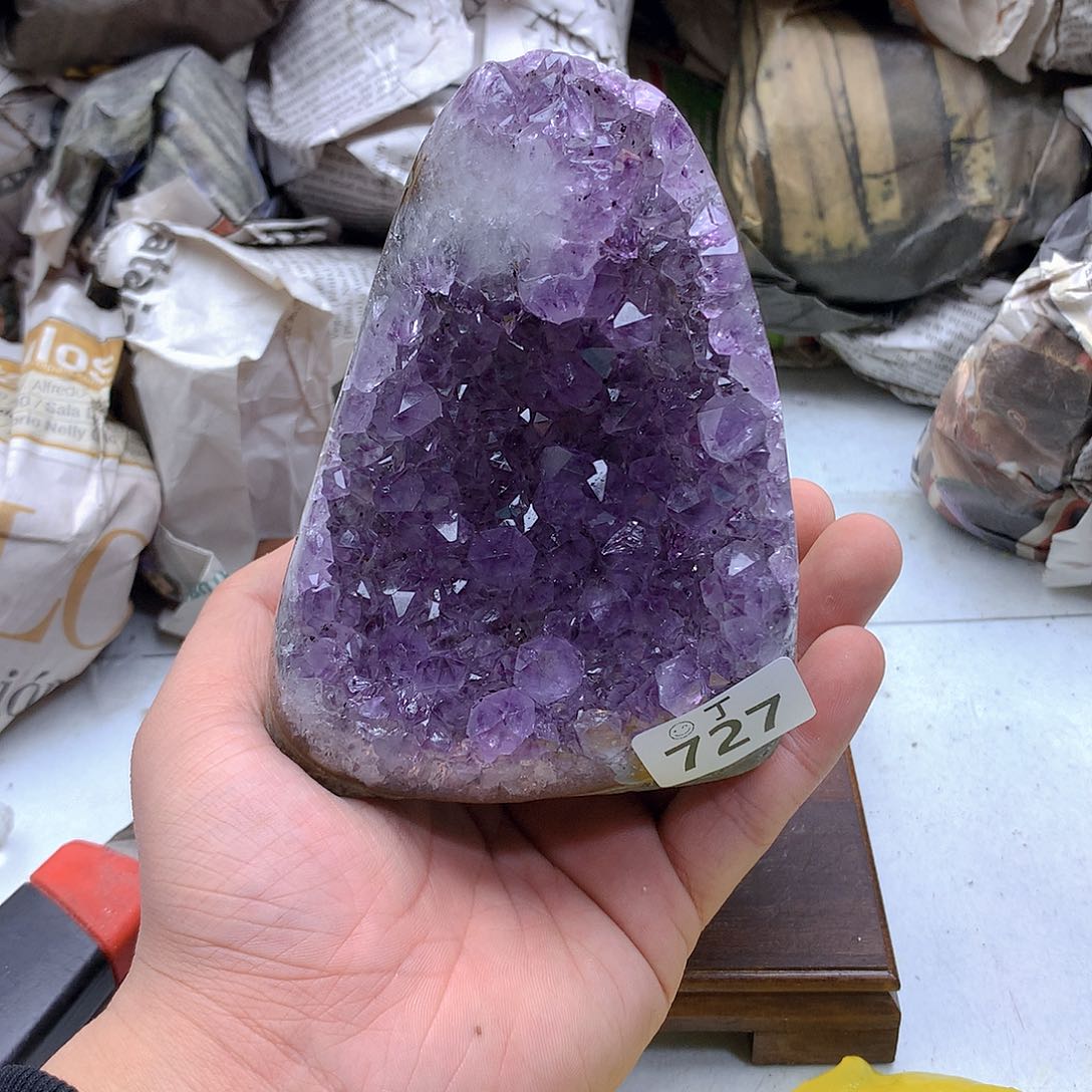 紫晶大型摆件（非配饰）未镶嵌