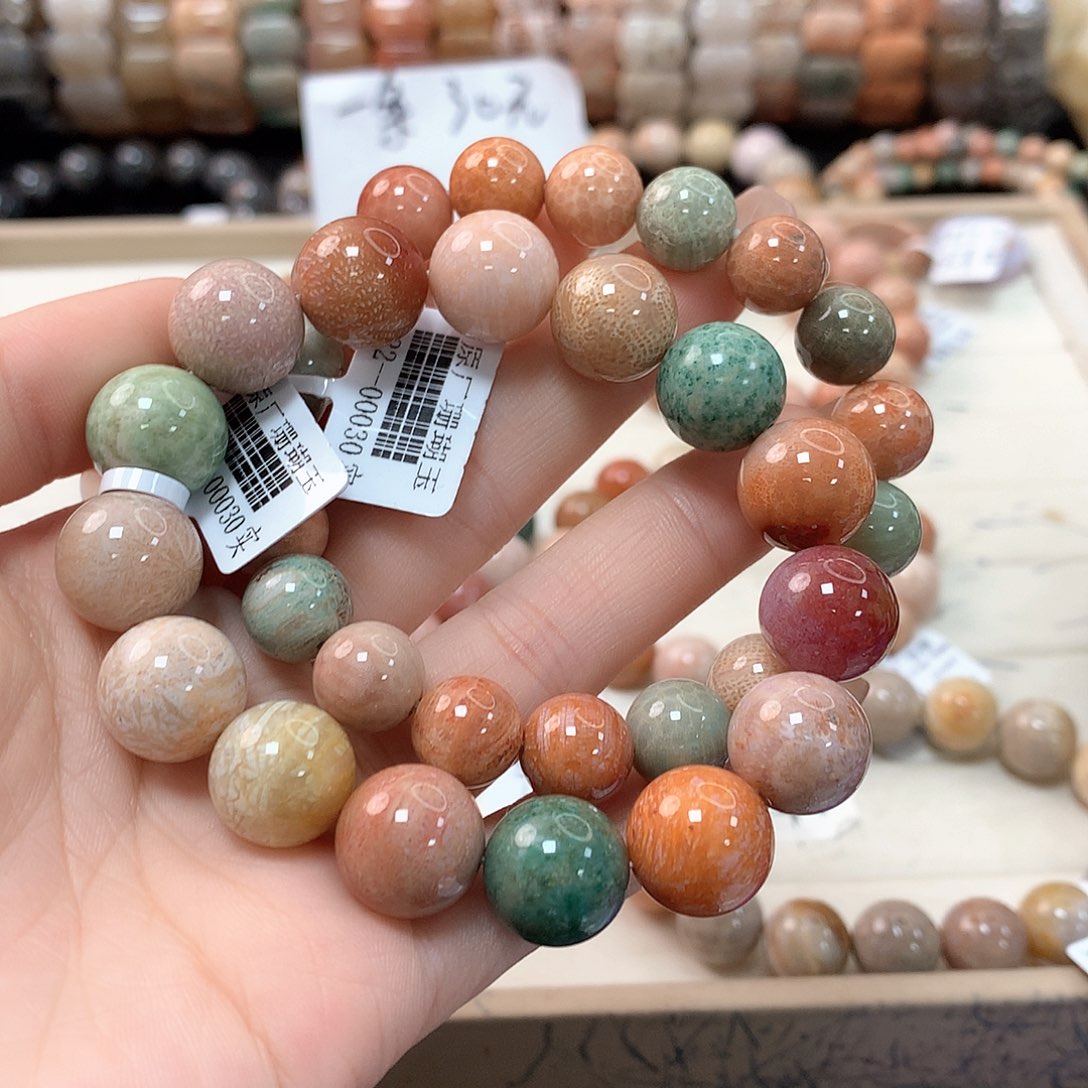 硅化珊瑚（珊瑚玉）手链未镶嵌北*魚472